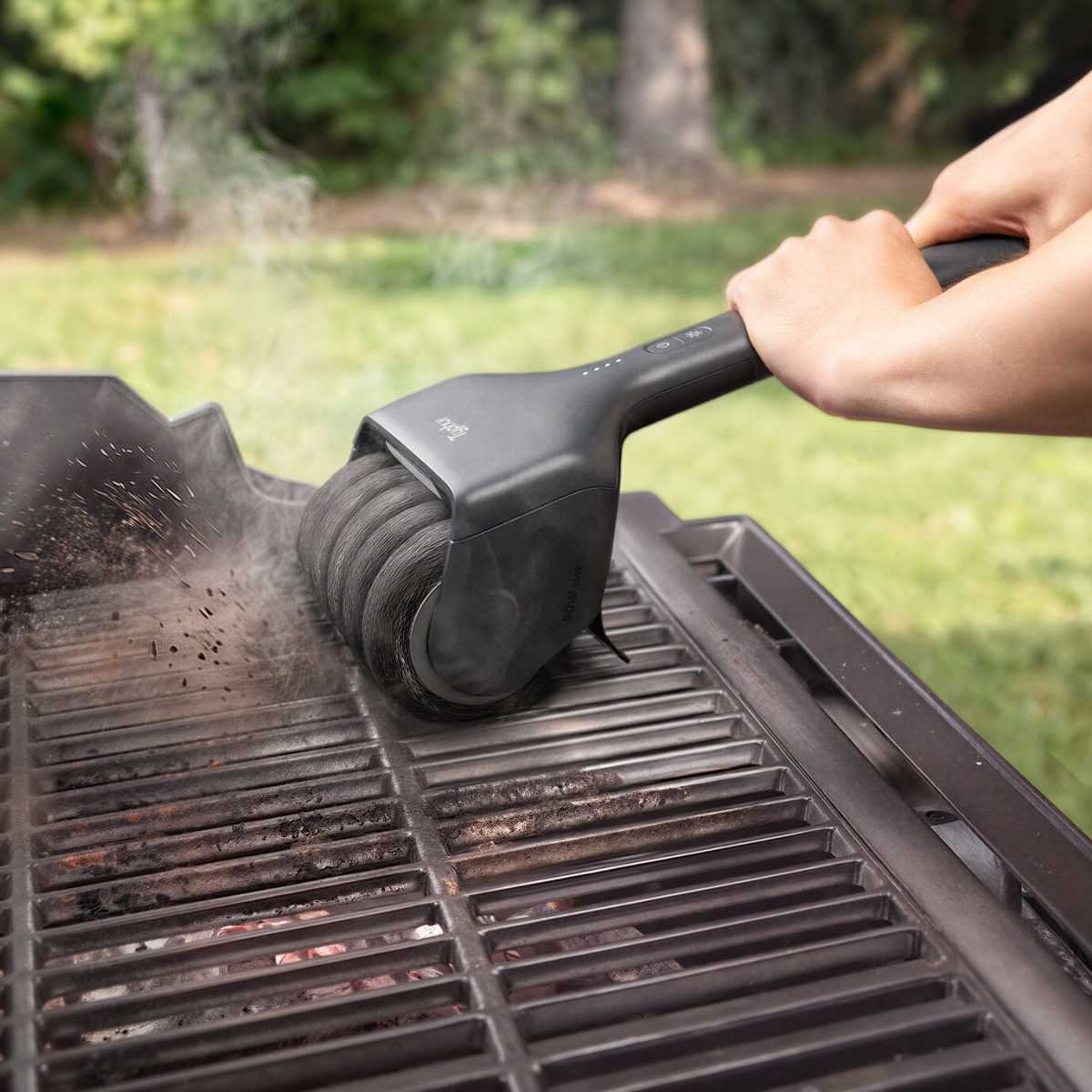 Typhur Grill Brush Bot
